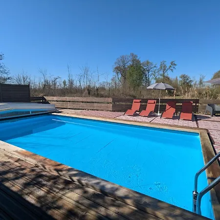 La Fermette Du Marais 펜션 *