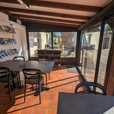 La Fermette Du Marais 펜션 *